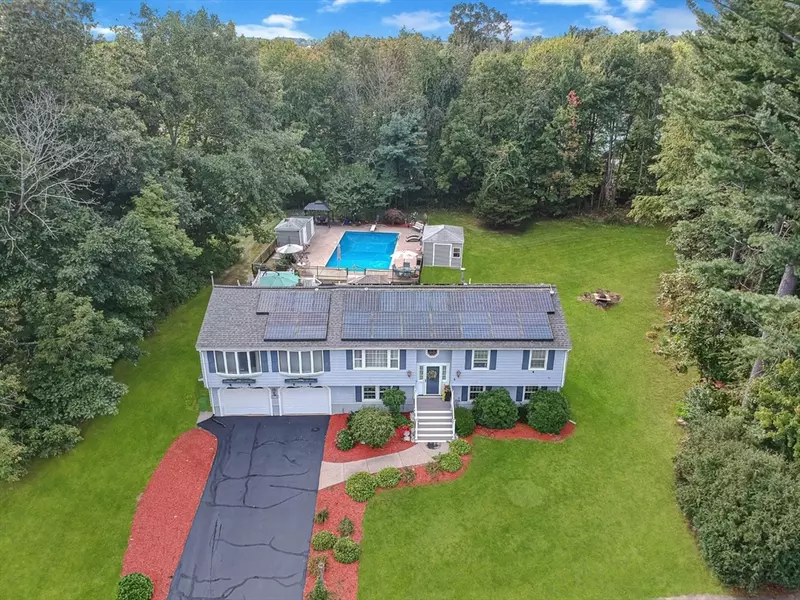 6 Deer Run Rd, Haverhill, MA 01832