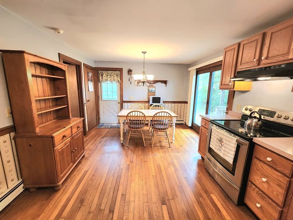 Plymouth, MA 02360,7 Earl Road