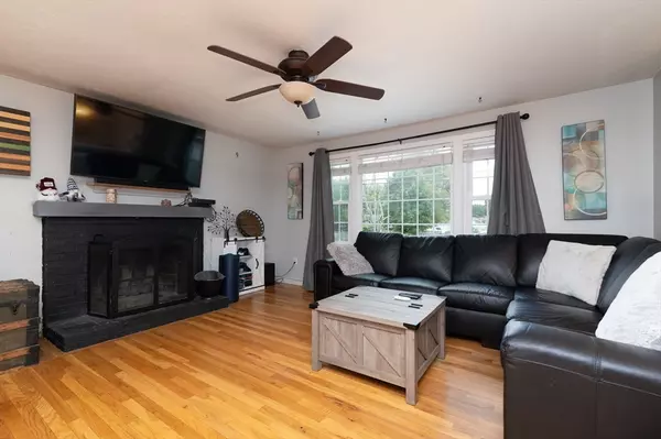 Rockland, MA 02370,290 Turner Rd