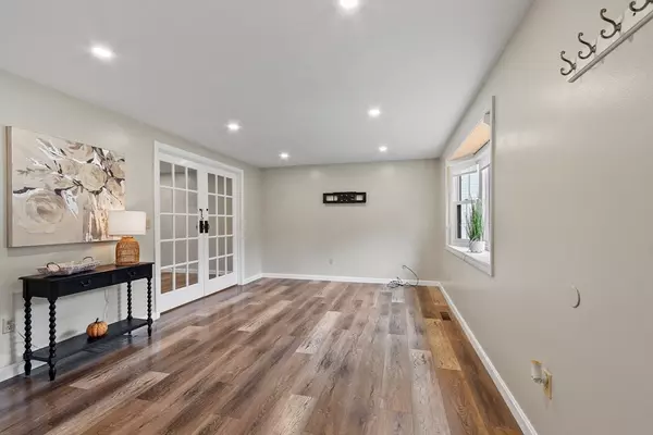 Tyngsborough, MA 01879,84 Constance Drive