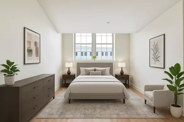 Lowell, MA 01852,200 Market #3410