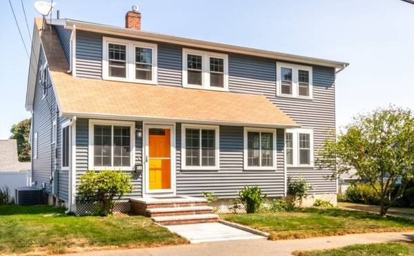 52 Amesbury St, Quincy, MA 02171