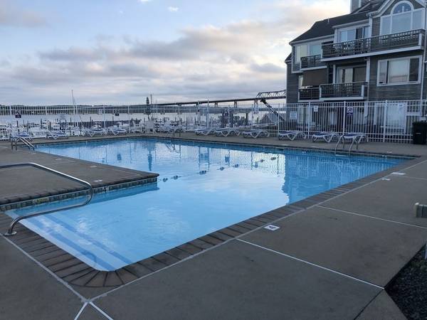 Fall River, MA 02721,700 Shore Drive #1209