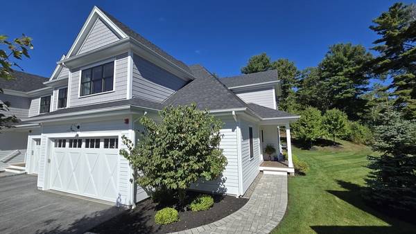 6 Southfield Lane #6, Sherborn, MA 01770