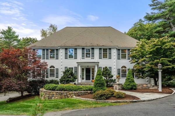 2 Bridle Path Ln, Beverly, MA 01915