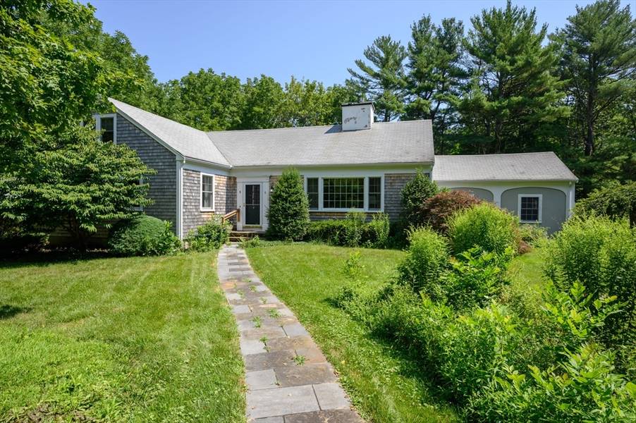 5 Windsor Rd, Cohasset, MA 02025