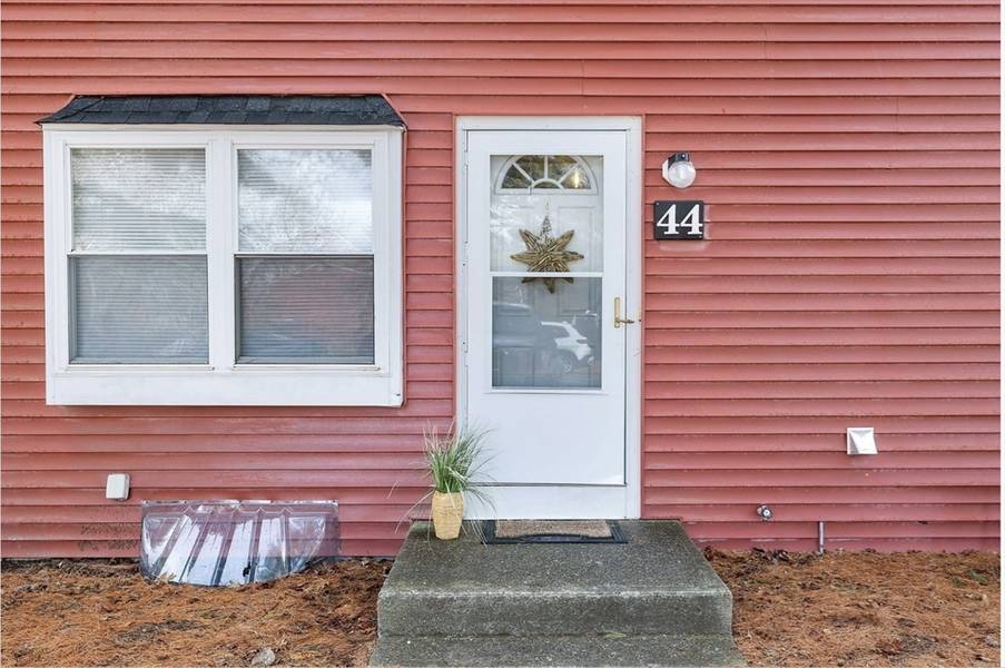 30 Pine Valley Drive #44, Falmouth, MA 02540