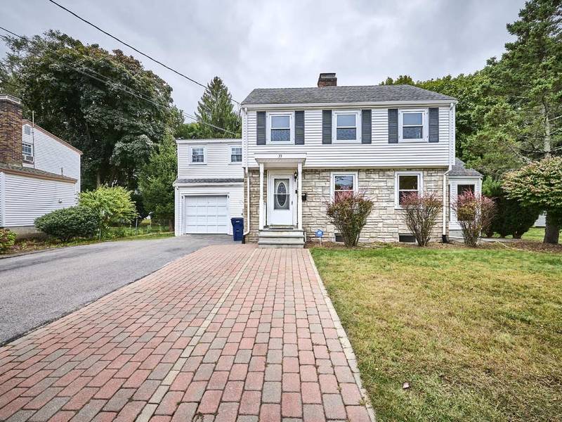 33 Theodore Rd, Newton, MA 02459