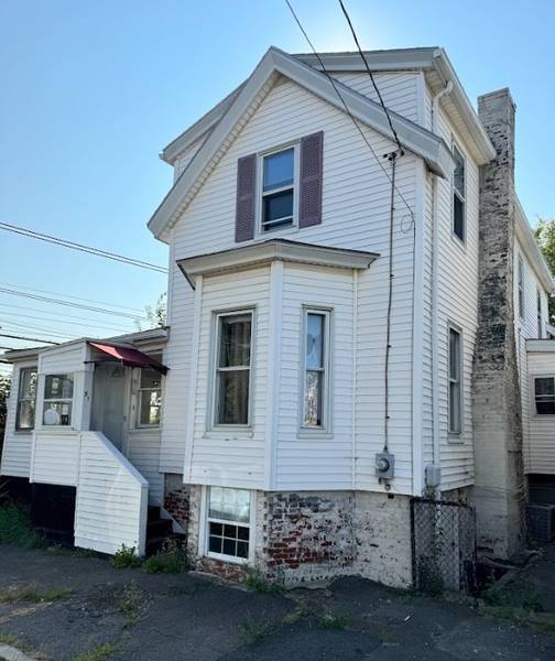 51 Dix St, Revere, MA 02151