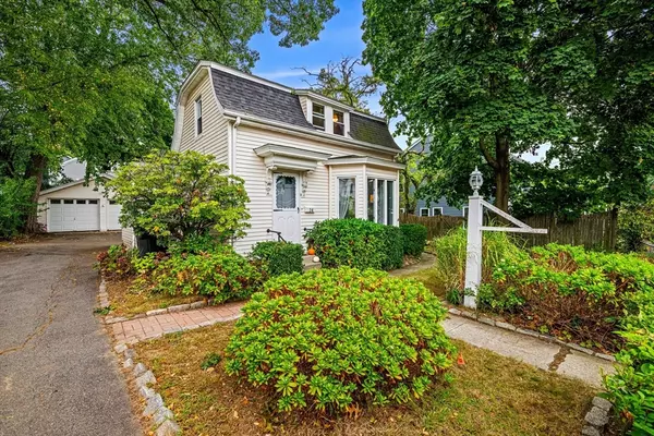 14 Wenlock Rd, Boston, MA 02122