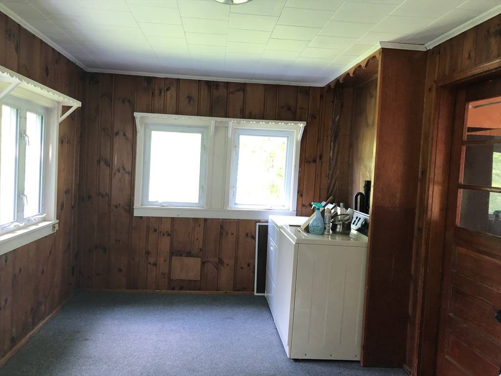 Athol, MA 01331,64 Garfield Rd