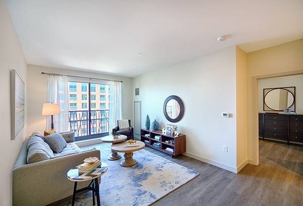 1 Canal St. #930, Boston, MA 02114