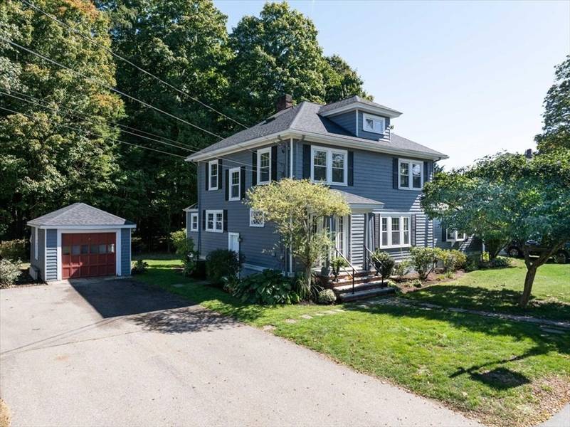 310 Nehoiden, Needham, MA 02492