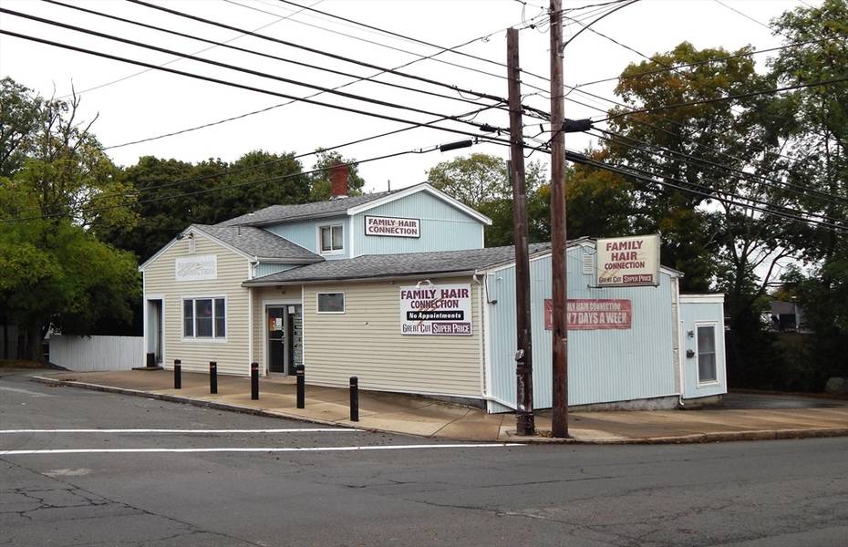 441 Tarkiln Hill Rd, New Bedford, MA 02745