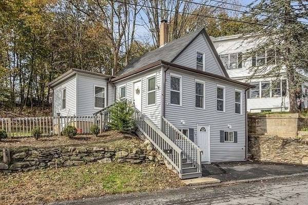 53 Emerald St, Gardner, MA 01440