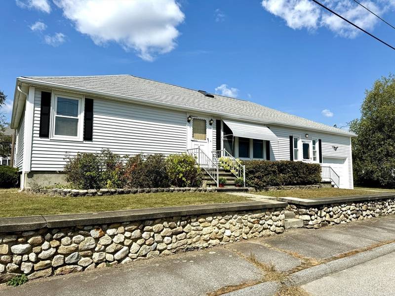 9 Sibley Avenue, Webster, MA 01570