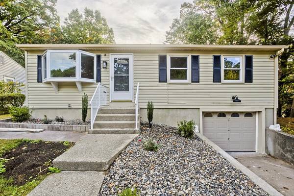 382 N Brook Rd, Springfield, MA 01119