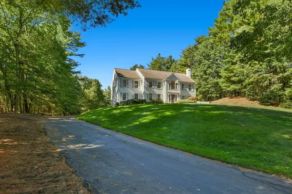 34 Valley Rd, Boxford, MA 01921