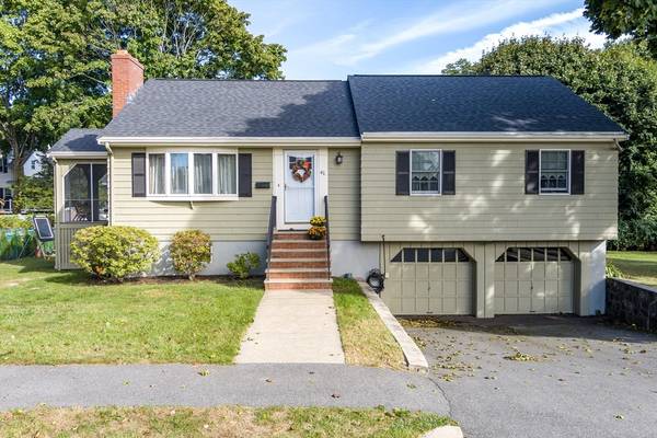 41 Heritage Ln, Wakefield, MA 01880