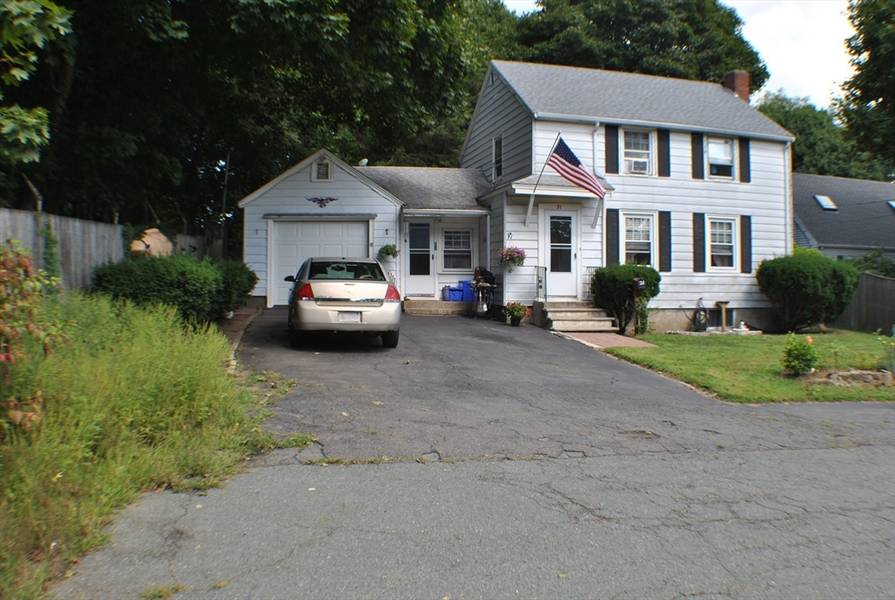 21 Goldsmith Ave, Beverly, MA 01915