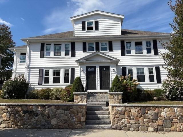 11 Noble St #11, Newton, MA 02465