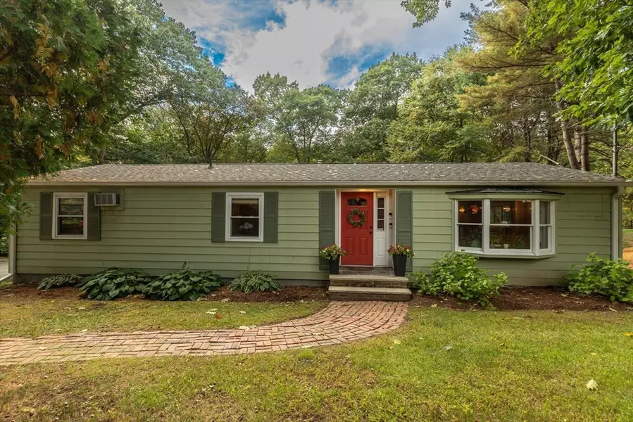 688 Newburyport Tpke, Rowley, MA 01969