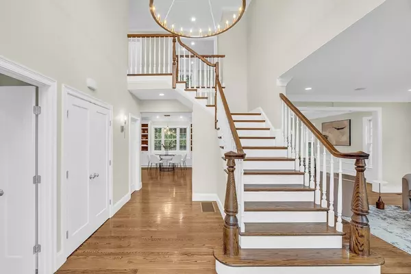 Newton, MA 02459,16 Cynthia Rd