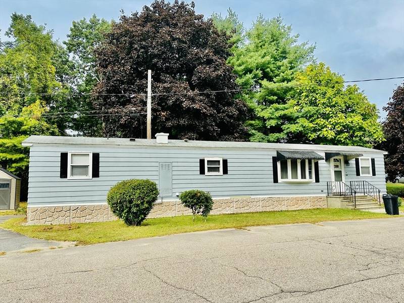 1 Gerald Drive, Middleboro, MA 02346