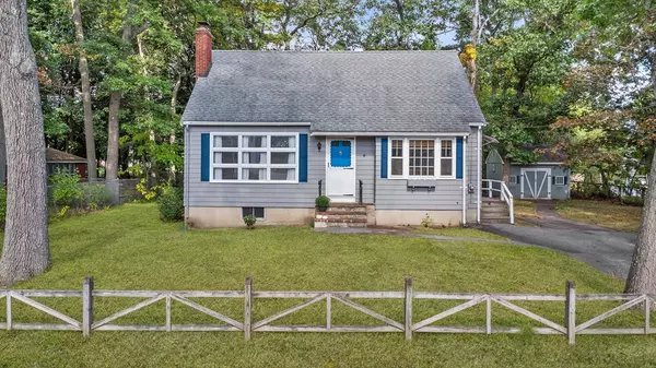 42 Dudley Rd, Tewksbury, MA 01876