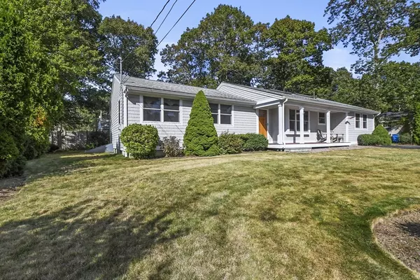 Falmouth, MA 02536,77 Striper Lane