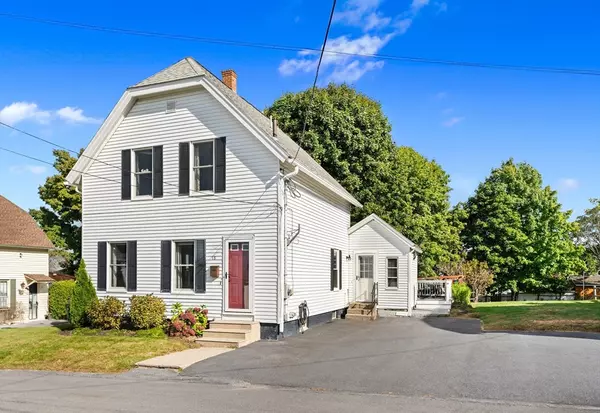 18 Simon Ct, Clinton, MA 01510