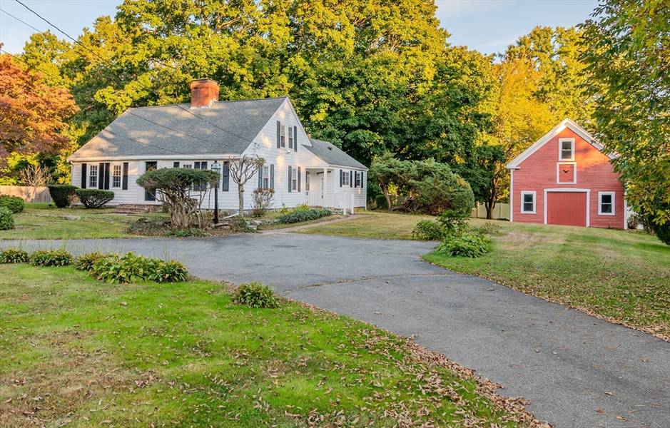 373 Matfield St, West Bridgewater, MA 02379