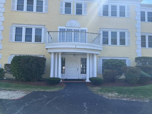 1 Riverview Blvd #1-108, Methuen, MA 01844