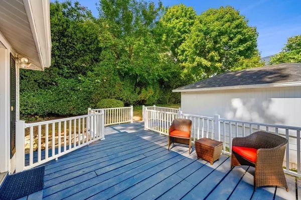 Arlington, MA 02476,95 Grandview Rd