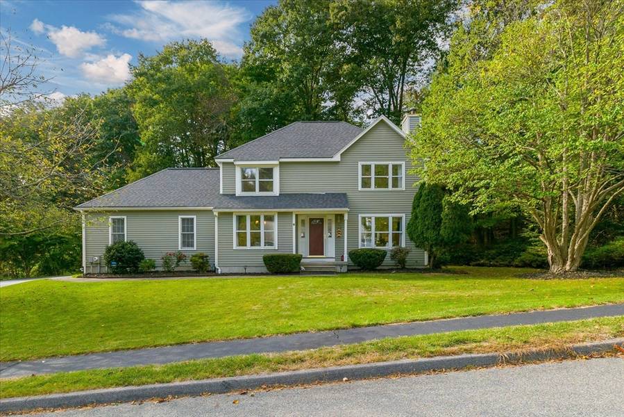 6 Quail Hollow Dr, Shrewsbury, MA 01545