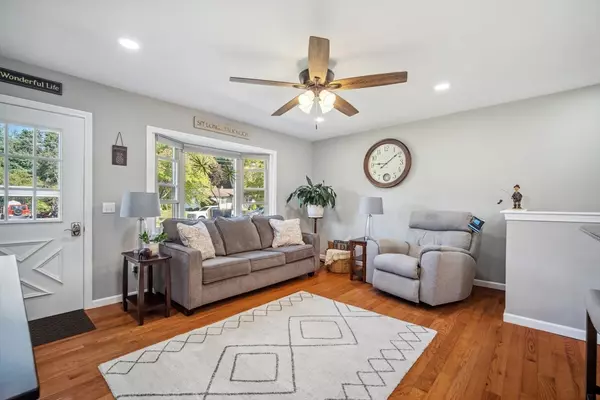 Granby, MA 01033,12 Griswold Circle