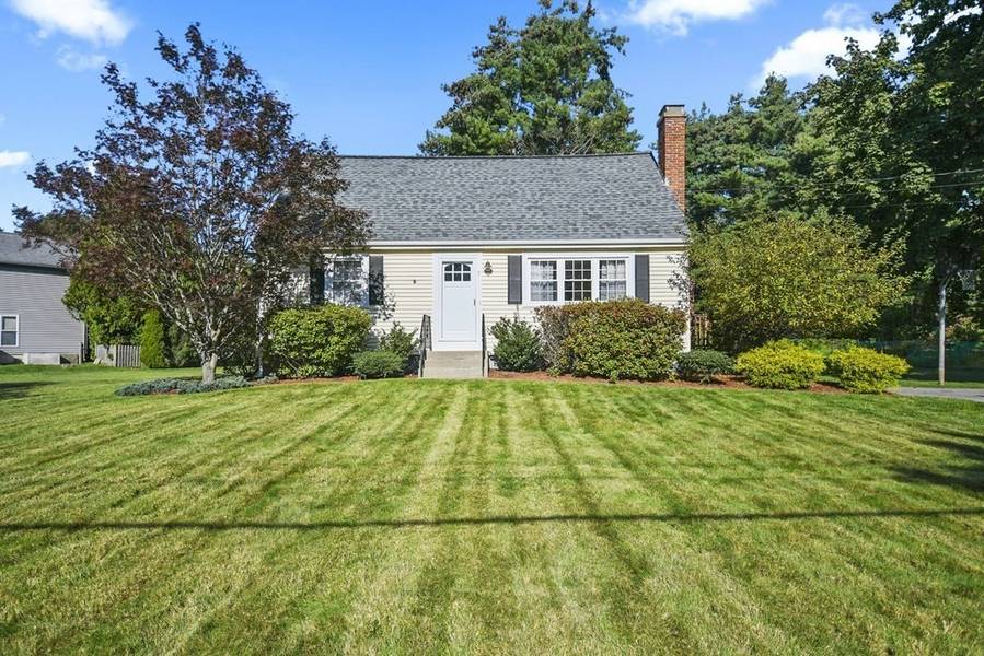 7 Collins Drive, Hudson, MA 01749