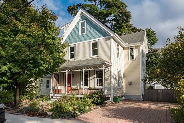 63 Teel St, Arlington, MA 02474