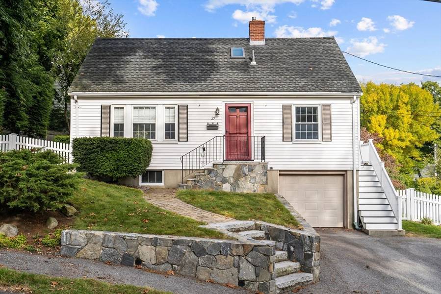 29 Walnut Ter, Arlington, MA 02476