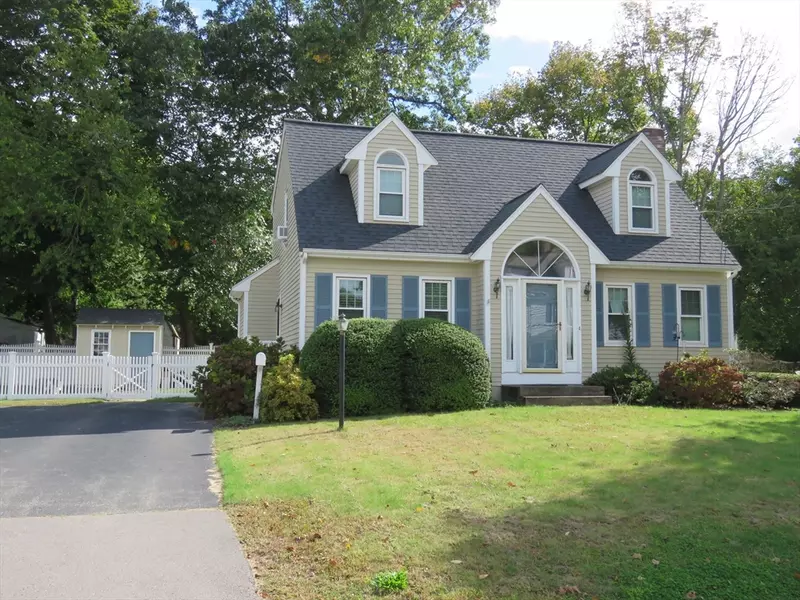 33 Newton St, Mansfield, MA 02048