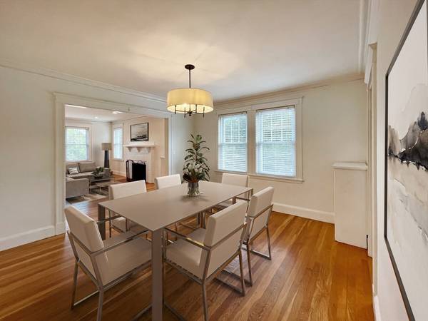 201 Langley Rd #201, Newton, MA 02459