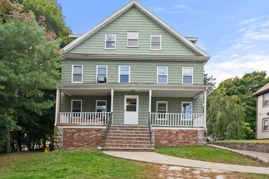 49 Phillips Ave, Norwood, MA 02062