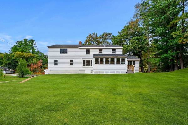 Westford, MA 01886,2 Conservation Ln