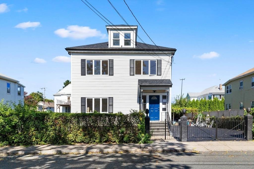 Medford, MA 02155,68-70 Billings Ave