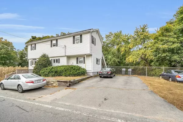 296 Howe St, Methuen, MA 01844