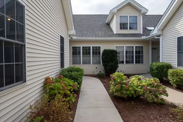 123 Orchard Meadow Drive #123, Shrewsbury, MA 01545