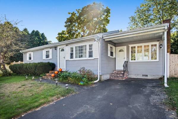 15 Cullen St, Taunton, MA 02780