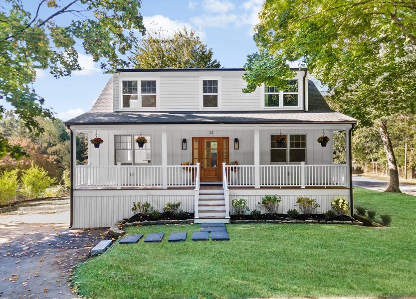 22 Clifford Ct, Hingham, MA 02043