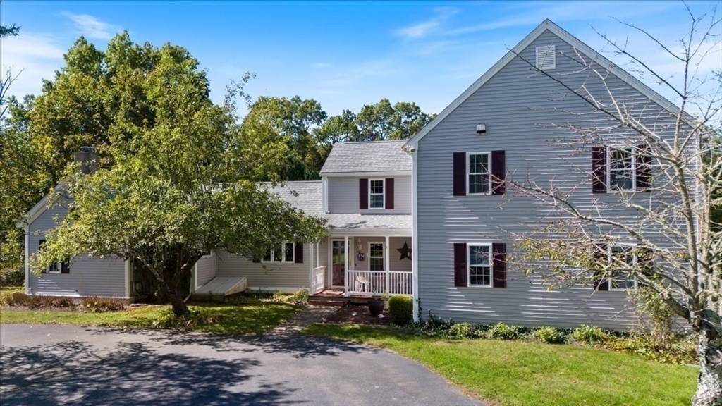 95 Spruce St, Middleboro, MA 02346