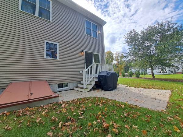 Taunton, MA 02780,140 N Walker St #515